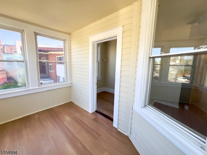 531 Monroe Ave